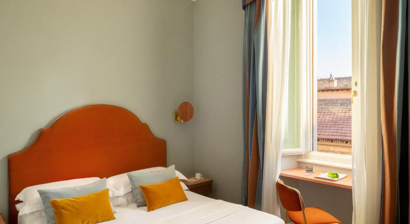 Image of Triple Room 14