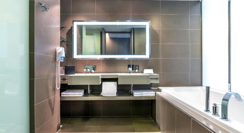 Image of Family Suite 12