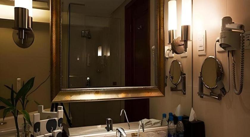 Tianjin Golden Ocean Hotel - image 30