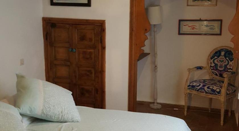 Image of La Confidente Room 6