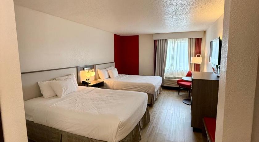 صورة غرفة مع سريرين كوين - لغير المدخنين (2 Queen Beds Non-Smoking) 1