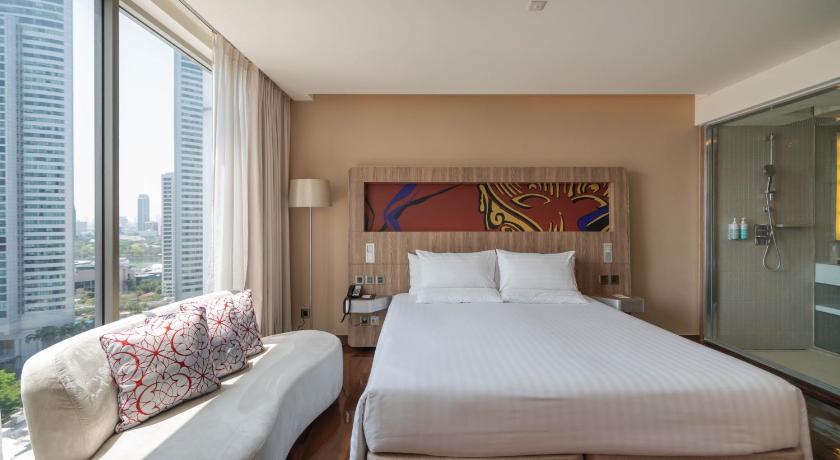 Image of Deluxe Room 1 King Bed 4