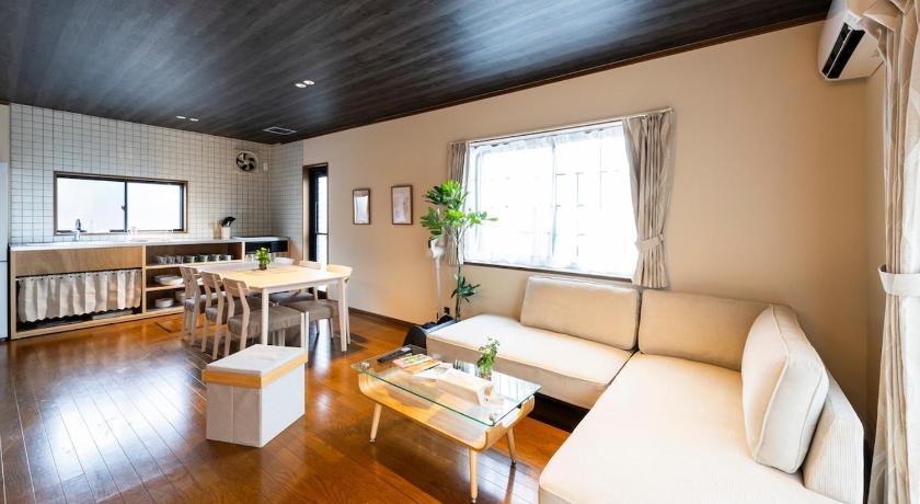 Private Villa 青梅庵 - Max 10, 8-min walk to Dazaifu, 1 free-parking, 5 bedrooms