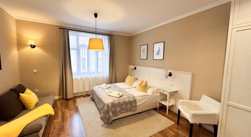 Erhardt Superior Rooms