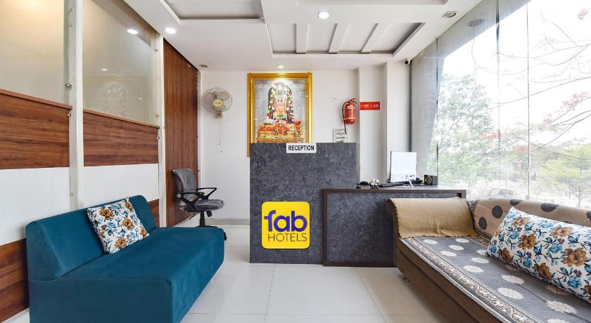 FabHotel Metro Residency - image 5