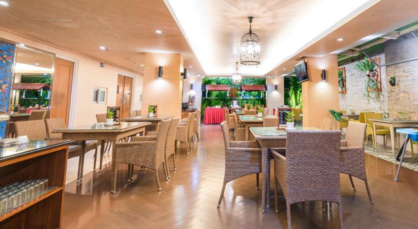 Best City Hotel - image 6