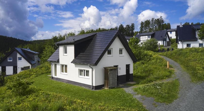 Image of Four bedroom chalet 10