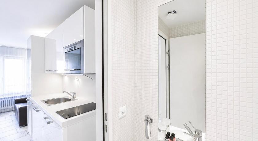 Image of Senior Duplex Apartment with Kitchenette 7