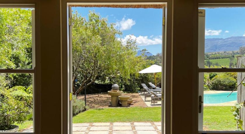 In the Vine Country Manor House - image 8