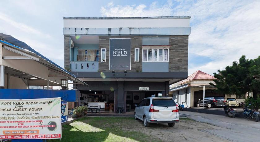 RedDoorz near GOR Sempaja Samarinda – Samarinda, TX