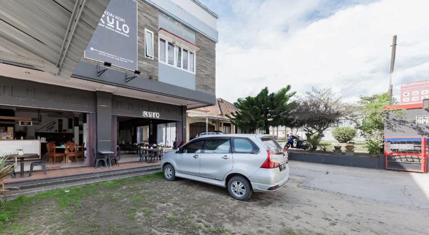 RedDoorz near GOR Sempaja Samarinda – Samarinda, TX