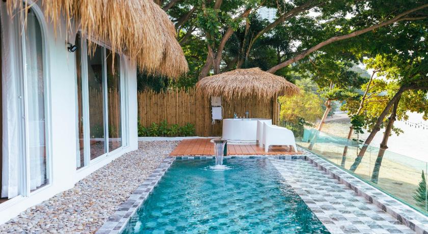 The Sea Breeze Pool Villa Bangphra Bangsaen - image 16