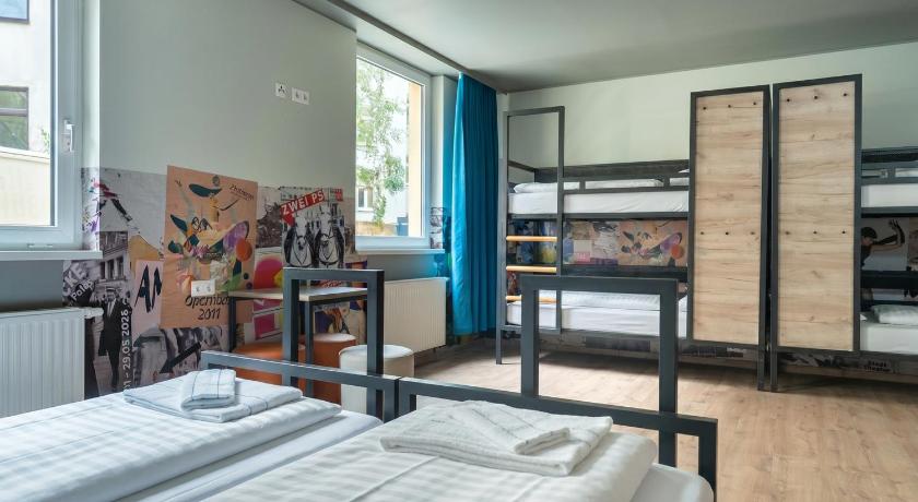 Image of Bed in 6-Bed Mixed Dormitory 1