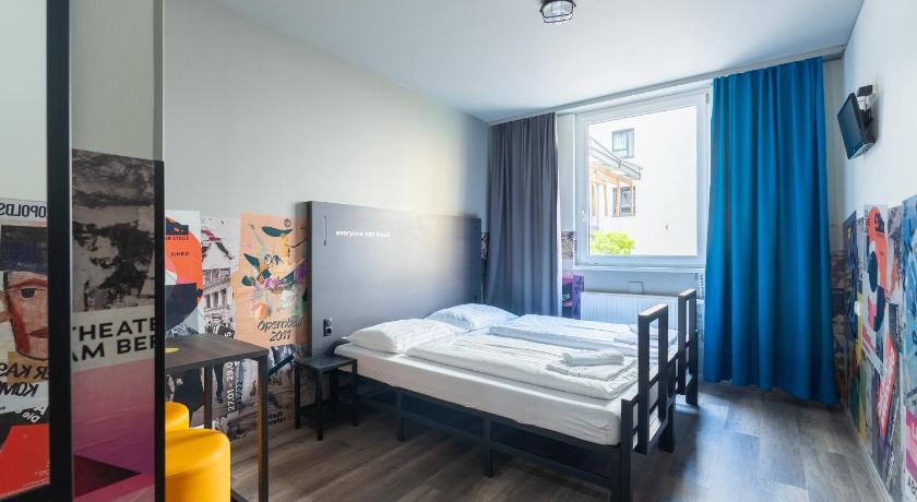 Image of Twin Room 1