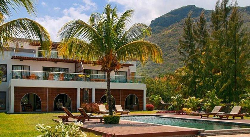 Olana Beachfront Apartments — Hotel in Mauritius Island