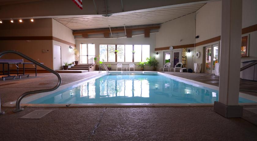 Meadow Lake Resort & Condos photo