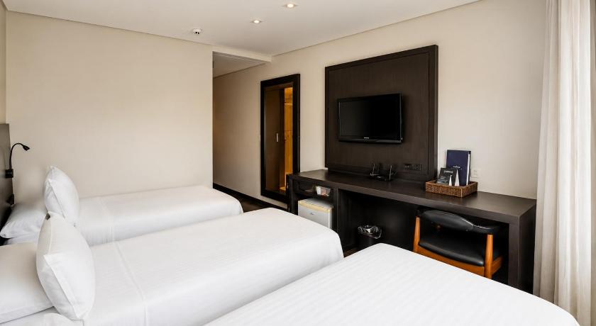 Image of Luxury Triple Room 1