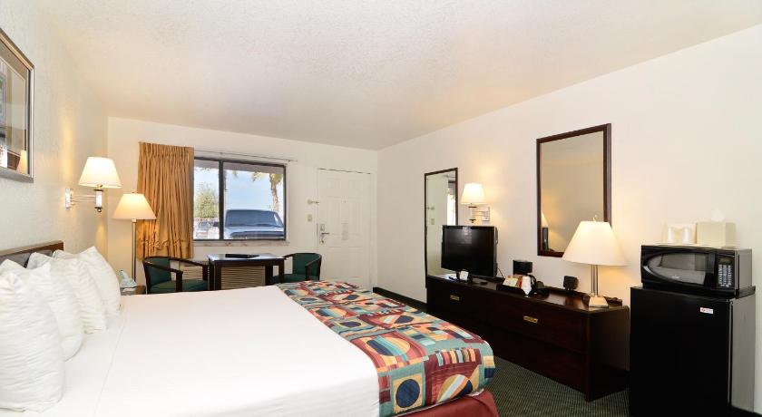 Best Western Colorado River Inn