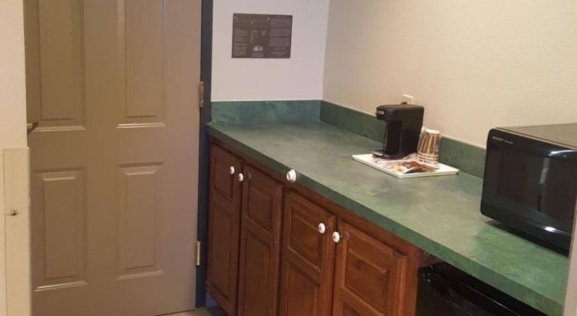 Country Inn & Suites by Radisson, Bryant (Little Rock), AR photo