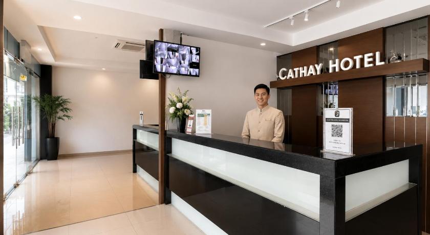 Cathay Hotel - image 3