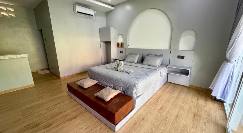 New Mekar Jaya Hotel - image 5