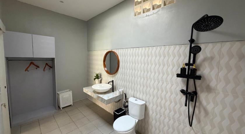 New Mekar Jaya Hotel - image 38