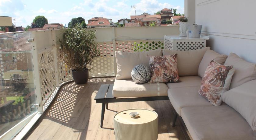 GM House - Appartamento luminoso con grande terrazza vicino Torino