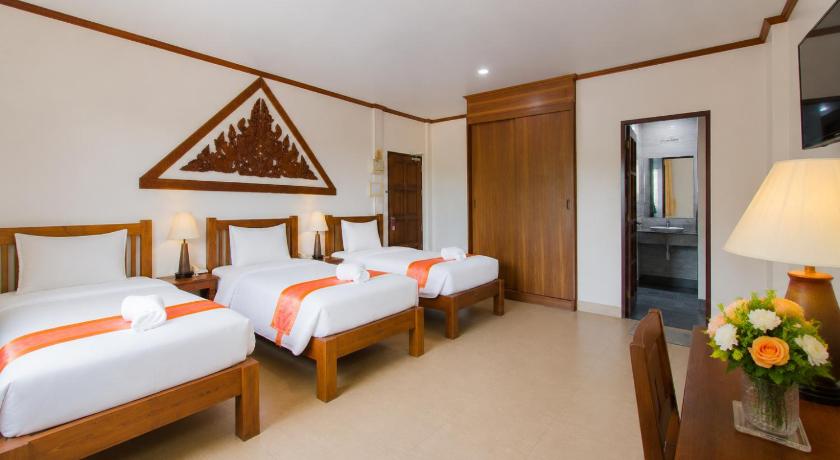 Image of Triple Room 1