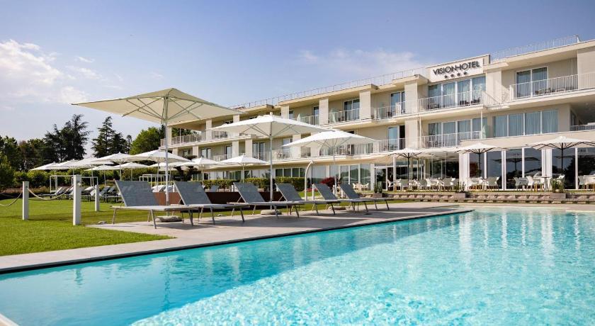 Vision Hotel