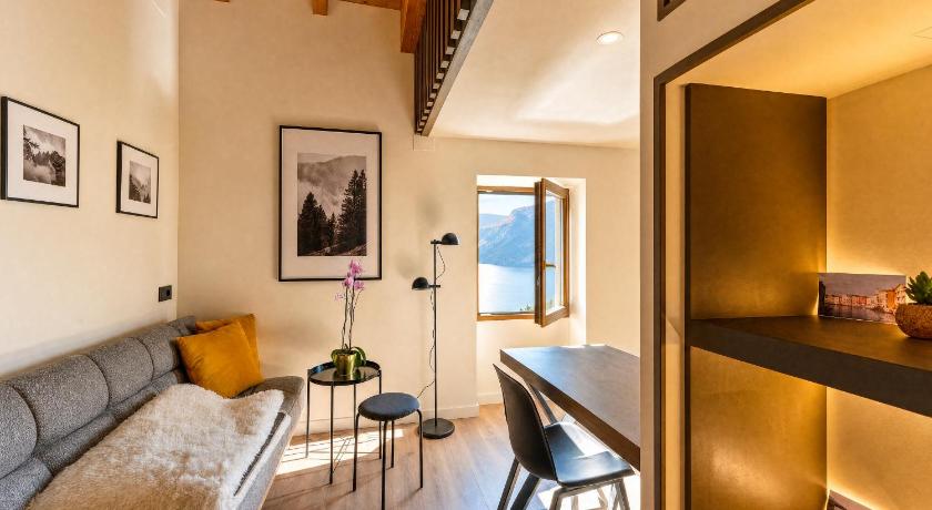 Lakeview apartments by GardaDoma