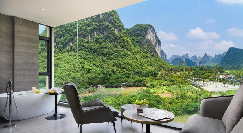 陽朔 Lanshan Moon Resort ホテル 外観