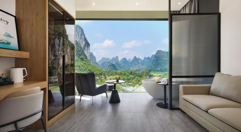 陽朔 Lanshan Moon Resort ホテル プール