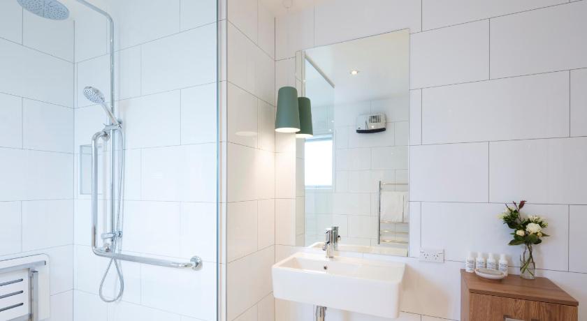 Image of One-Bedroom Apartment 7