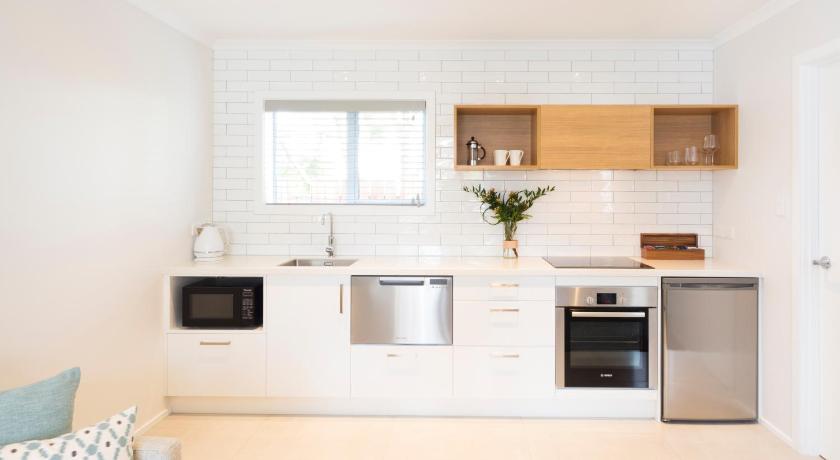 Image of One-Bedroom Apartment 7