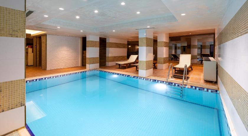 Great Fortune Concept Hotel - image 12