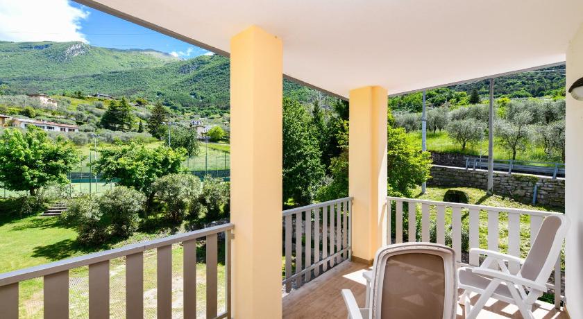 Image of Double or Twin Room with Mountain View 5