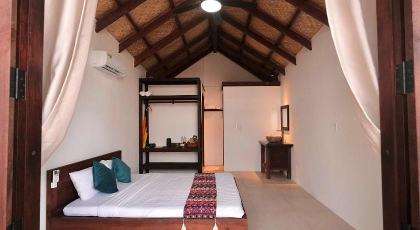 Phòng Giường Đôi Nhìn Ra Biển (Double Room with Sea View)