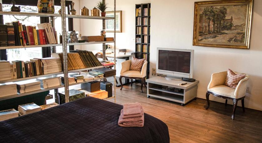 Bed &amp; Breakfast San Lazzaro Room — Hotel in Bologna