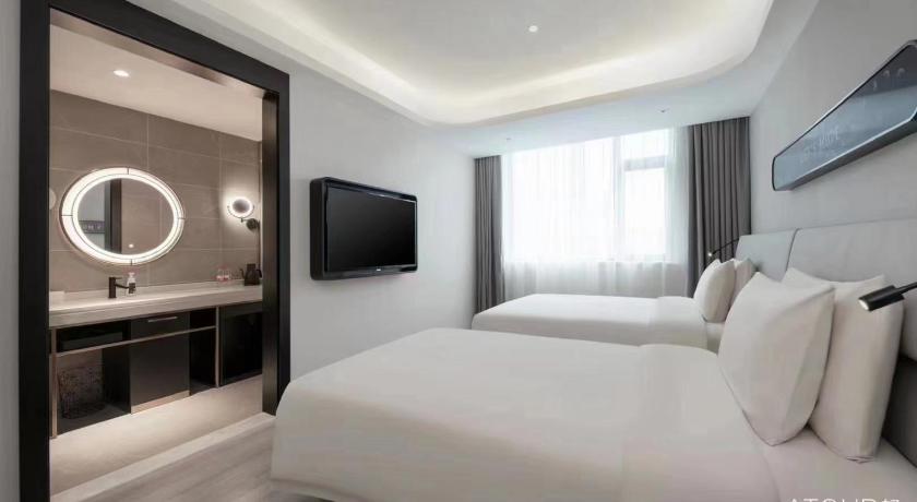Xi'an Atour Light Hotel Xi'an Xingqinggong Jiaotong University Metro Station Hotel view