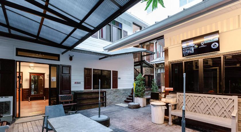 Diff Hostel - image 10