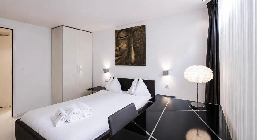 Image of 2 Bedroom Apartment Mini, Building 50 5