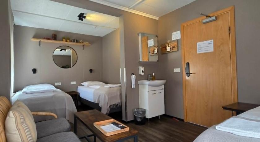 Image of Private Triple Room with Shared Bathroom 4
