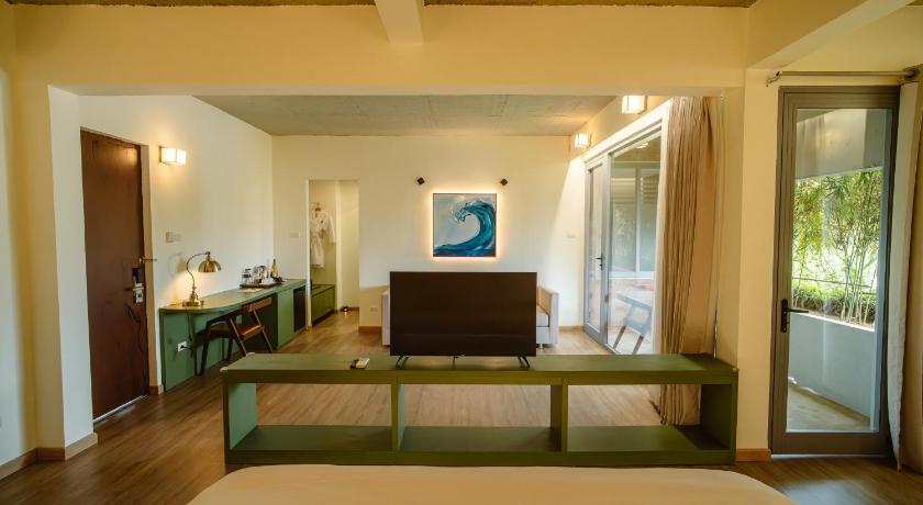 Image of Suite Room 12