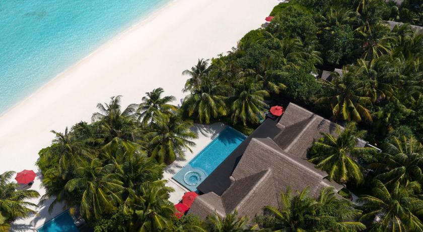 Image of 3-Bedroom Beach Pool Pavilion 11