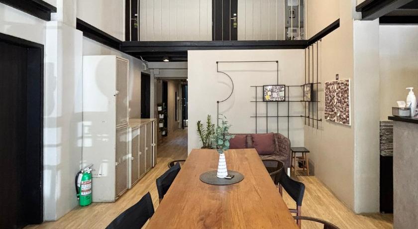 Monomer Hostel - image 4