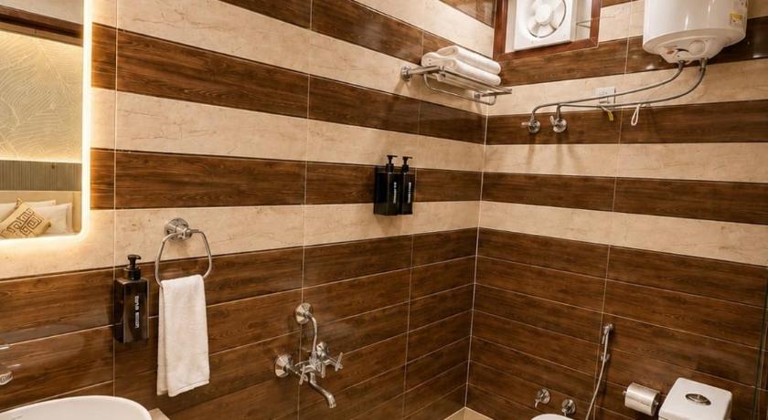 Hotel Nova Heights - Surajpur Greater Noida - image 17