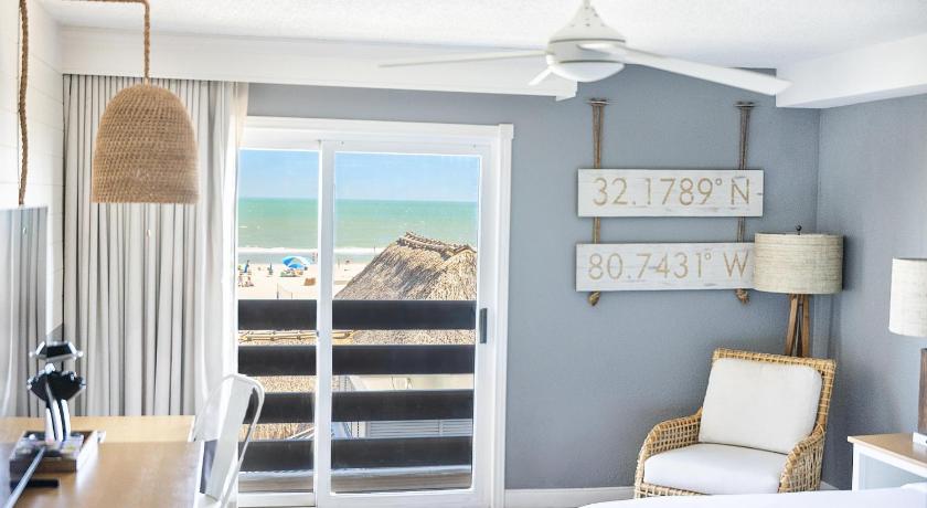 Immagine di Camera King con Vista Oceano Parziale (Partial ocean view King) 1