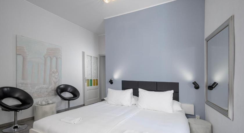 Image of Charme Double Room 4
