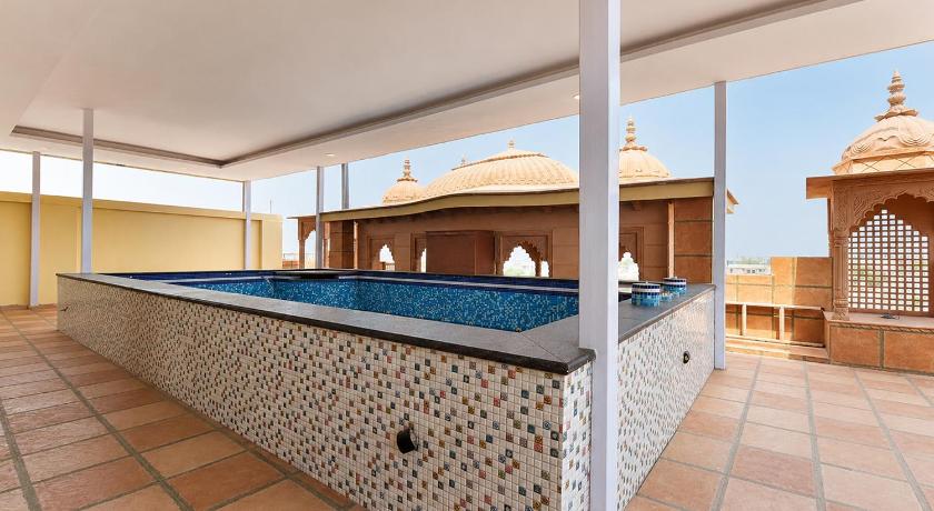 FabHotel Prime Vanshil Heritage - image 8
