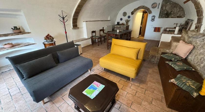 La Casa nella Roccia